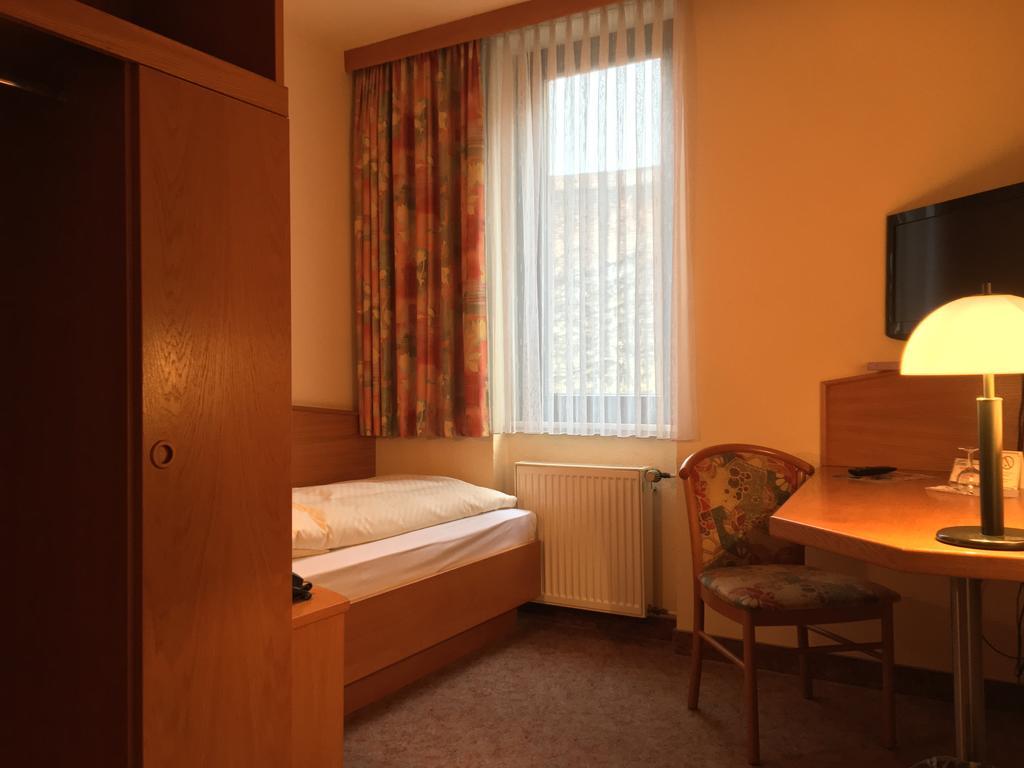 City-Hotel Neubrunnenhof Mayence Extérieur photo